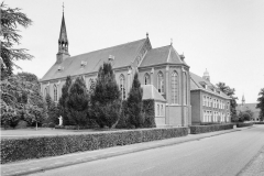 Datering onbekend. Kerk/ kapel bij Huize Padua .