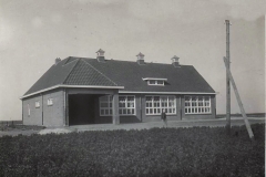 Datering 1933. Corneliusschool Venhorst.