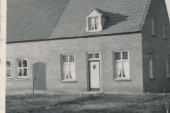 Datering 1950. Boerderij van familie de Koning