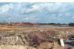 Datering 1975. Vuilnisbelt op de Voskuilenheuvel in Venhorst.